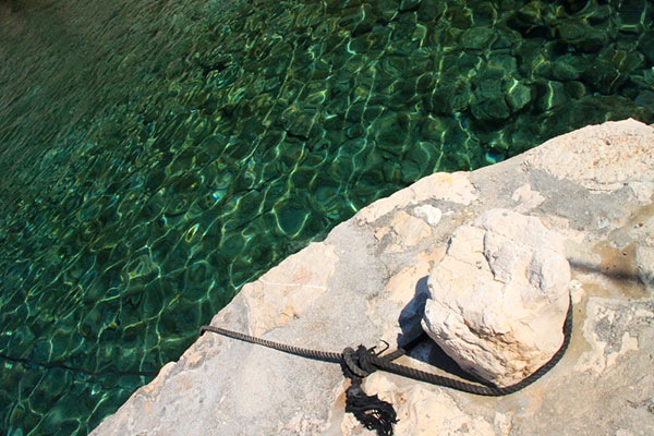 Wasser und Fels